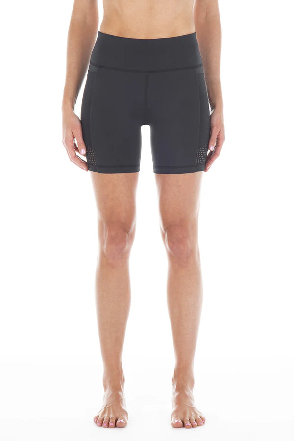 BLACK | IOLANI BIKER SHORT ハイウエスト ショートレギンス